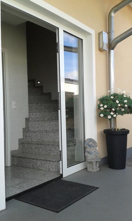 Valerie Apartment